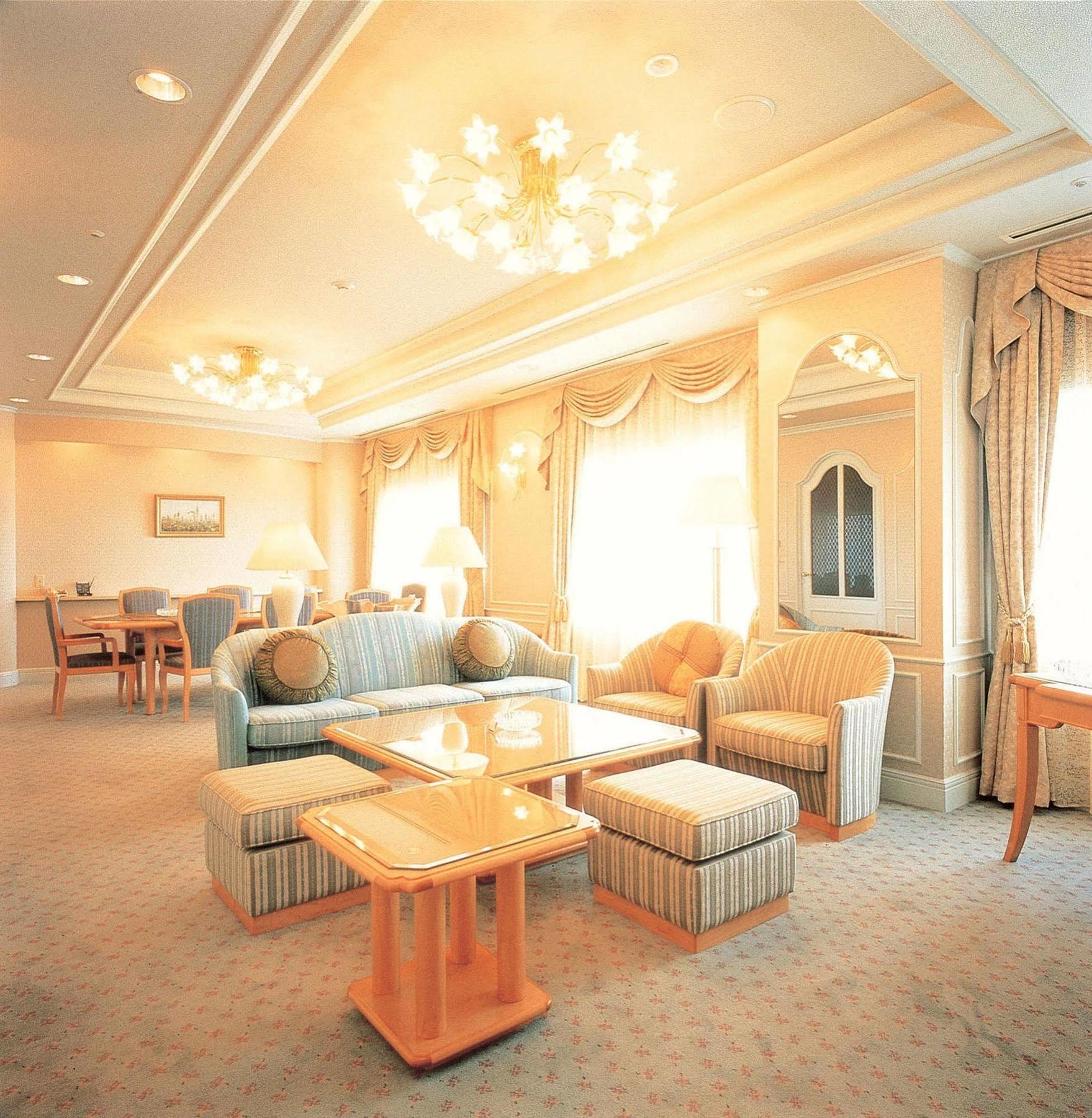 Hotel Green Tower Makuhari Chiba Eksteriør billede